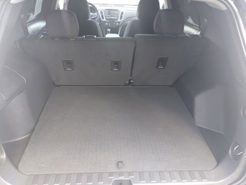 Used 2023 Chevrolet Equinox LT w/ Driver Convenience Package image 18