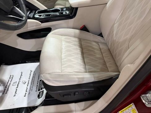 Used 2021 Buick Envision Avenir w/ Technology Package II image 23