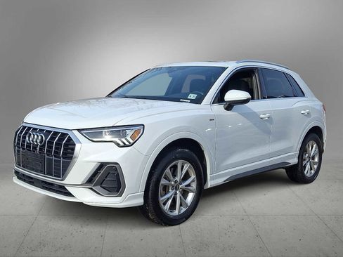 Certified 2022 Audi Q3 2.0T Premium Plus image 1