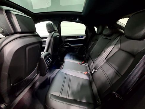 New 2026 Porsche Cayenne Coupe image 27