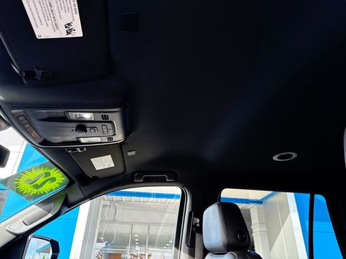 Used 2022 Chevrolet Tahoe Z71 image 27