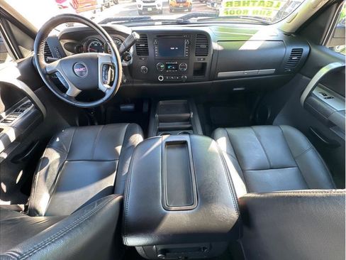 Used 2009 GMC Sierra 1500 4x4 Crew Cab image 19