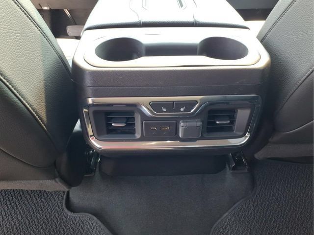 Used 2021 GMC Sierra 3500 Denali w/ Denali Ultimate Package AWD/4WD image 15