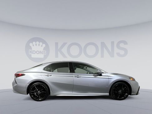 Used 2023 Toyota Camry XSE image 7