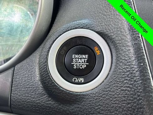 Used 2019 Dodge Journey SE FWD image 15