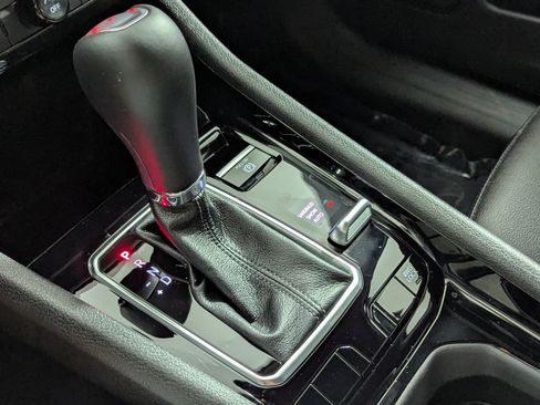 Used 2026 Jeep Compass Limited image 22