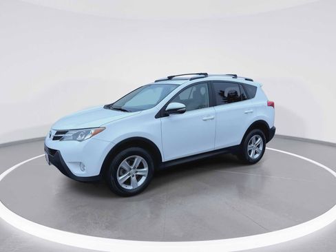 Used 2013 Toyota RAV4 XLE image 4