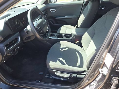 Used 2025 Kia K4 FWD image 11