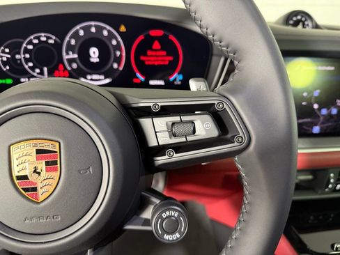 New 2026 Porsche Cayenne Coupe image 39