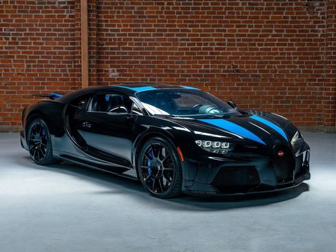 Used 2023 Bugatti Chiron Super Sport image 1