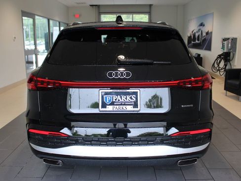 New 2025 Audi Q5 2.0T Premium Plus image 7