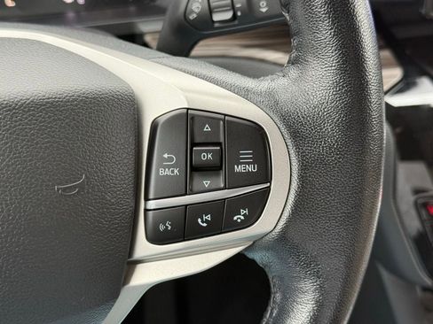 Used 2023 Ford Explorer Limited w/ Equipment Group 301A image 33