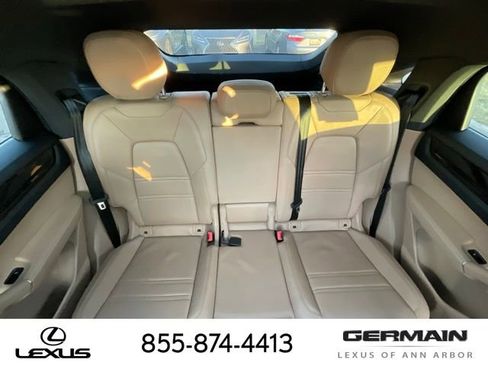 Used 2020 Porsche Cayenne Base image 16