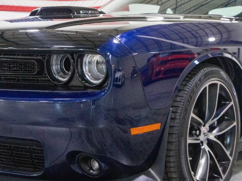 Used 2017 Dodge Challenger R/T Scat Pack RWD image 25
