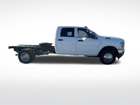 New 2026 RAM 3500 Tradesman image 37