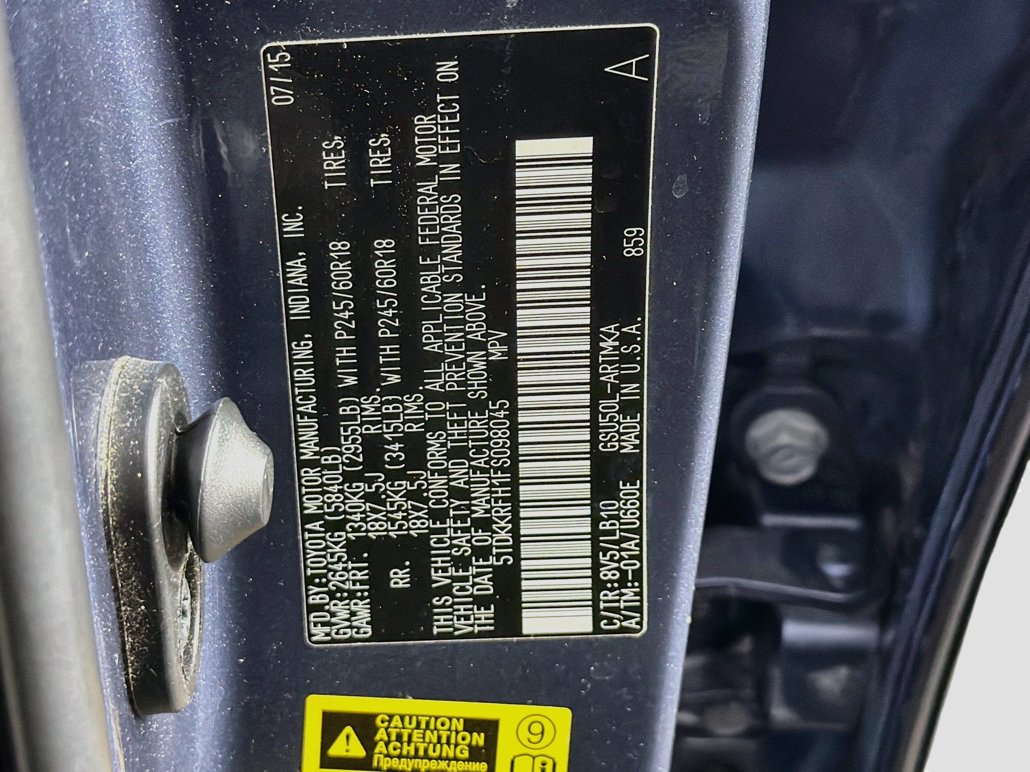 Used 2015 Toyota Highlander XLE FWD image 12
