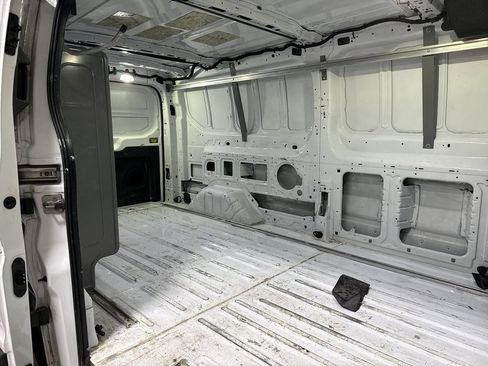 Used 2017 Ford Transit 250 148 Low Roof RWD image 22