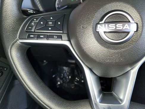 Certified 2025 Nissan Sentra SV FWD image 24