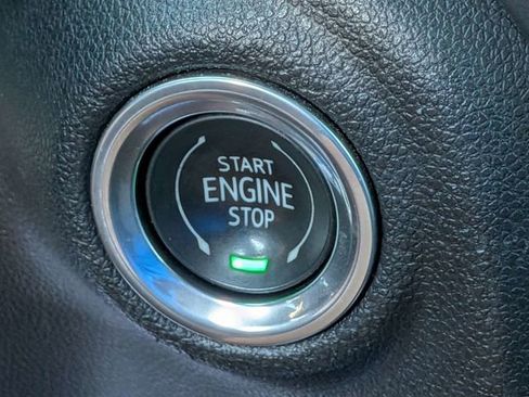 Used 2019 Chevrolet Silverado 1500 High Country AWD/4WD image 35
