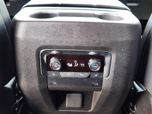 Used 2025 Chevrolet Tahoe LT w/ Comfort Package RWD image 29