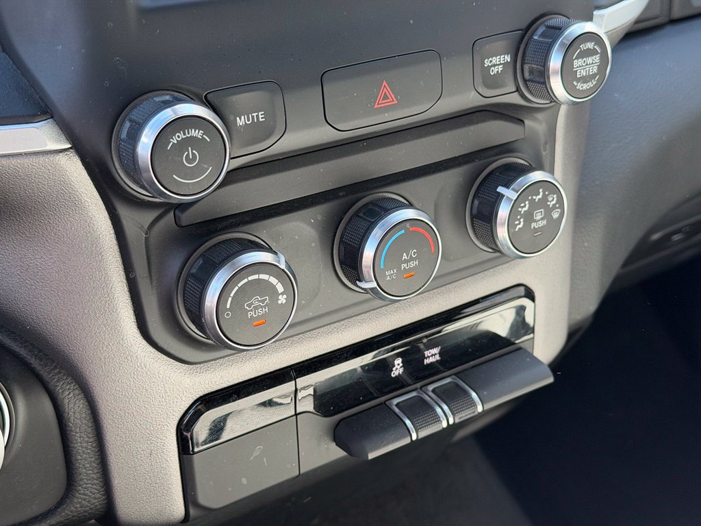 Used 2022 RAM 1500 Big Horn RWD image 20