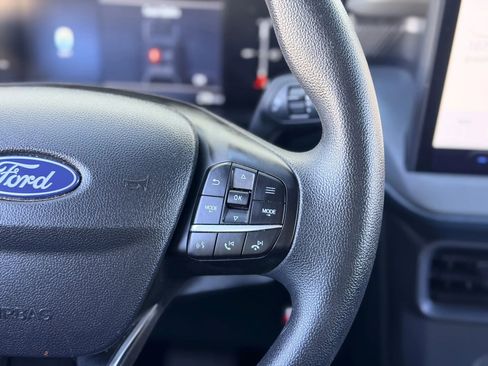 Used 2025 Ford Maverick XL image 19