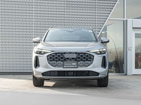 Certified 2025 Audi Q5 Premium w/ Premium Plus AWD/4WD image 33