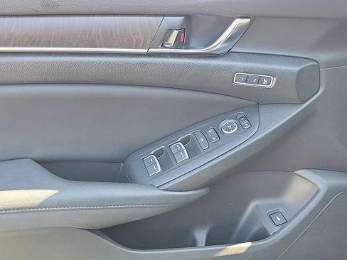 Used 2022 Honda Accord EX-L image 20