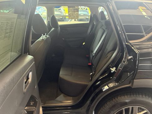Used 2024 Nissan Rogue S AWD/4WD image 12
