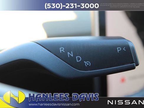 Used 2021 Tesla Model Y Long Range AWD/4WD image 30