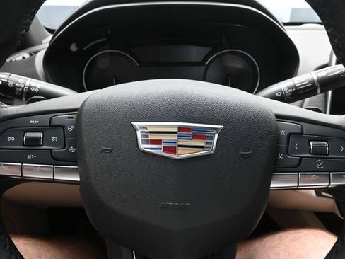Used 2023 Cadillac CT4 Premium Luxury RWD image 35