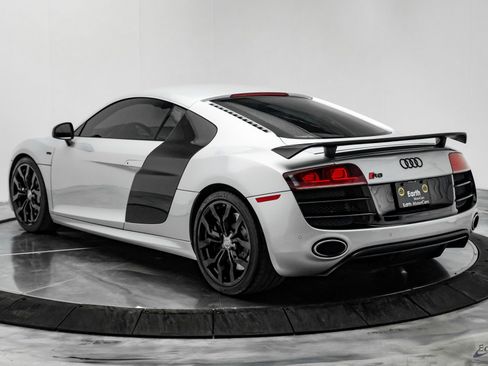 Used 2010 Audi R8 V10 image 10