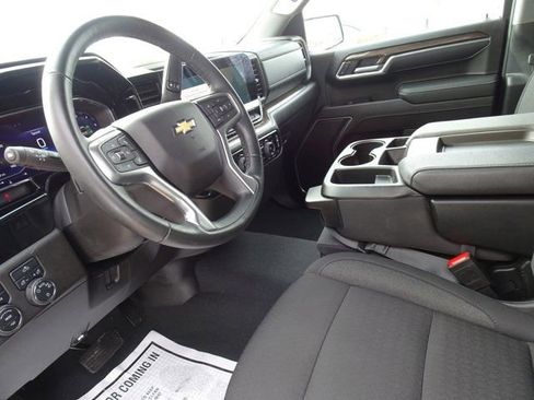 Certified 2025 Chevrolet Silverado 1500 LT image 13