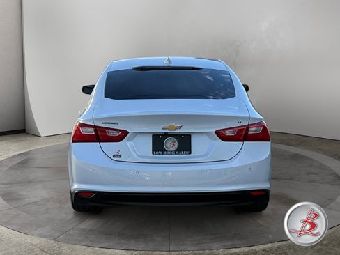 Used 2016 Chevrolet Malibu LT w/ Driver Confidence Package FWD image 6