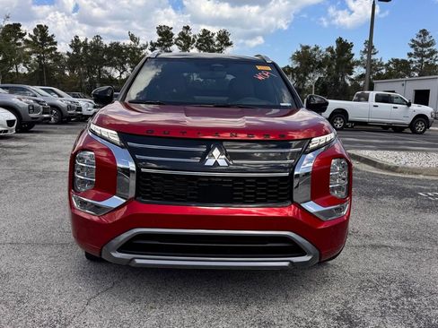 New 2026 Mitsubishi Outlander SEL FWD image 2