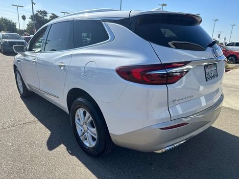 Used 2020 Buick Enclave Essence FWD image 3