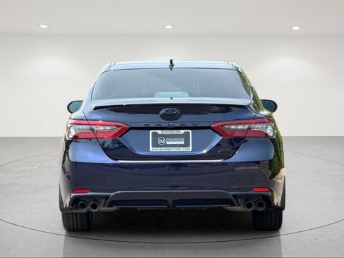 Used 2022 Toyota Camry XSE FWD image 4
