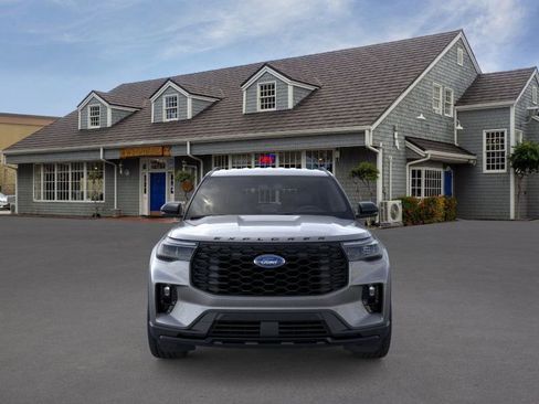 New 2026 Ford Explorer ST-Line w/ ST-Line Street Pack image 6
