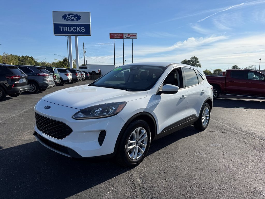 Used 2021 Ford Escape SE FWD image 3