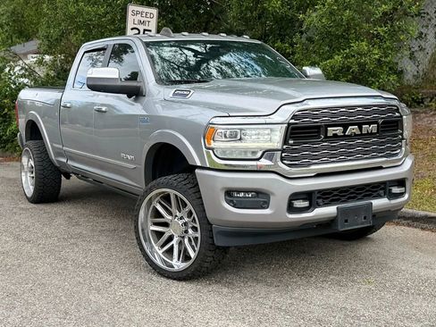 Used 2019 RAM 2500 Limited AWD/4WD image 29