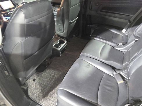 Used 2022 Honda Odyssey Touring image 14