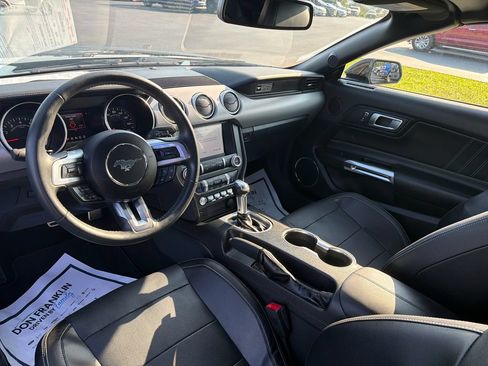 Used 2020 Ford Mustang Premium RWD image 15