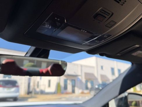 Used 2015 Lexus RC F image 41