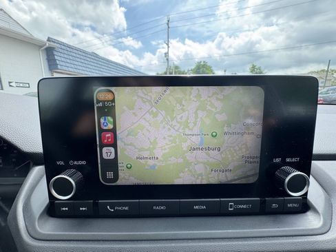 Used 2025 Honda Accord SE image 56