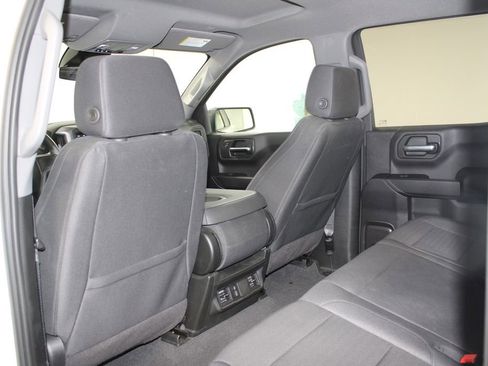 Used 2024 Chevrolet Silverado 1500 Custom image 27