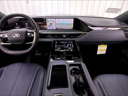 New 2026 INFINITI QX80 4WD image 6