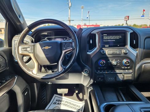 Used 2020 Chevrolet Silverado 2500 High Country w/ Z71 Off-Road Package image 18