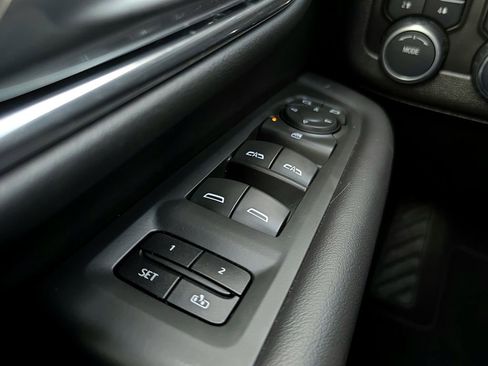 Used 2023 Chevrolet Tahoe Z71 image 9