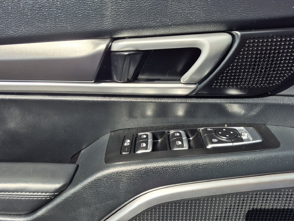 Certified 2025 Kia Telluride S AWD/4WD image 8