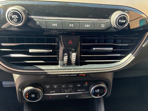 Certified 2020 Ford Escape SEL image 35